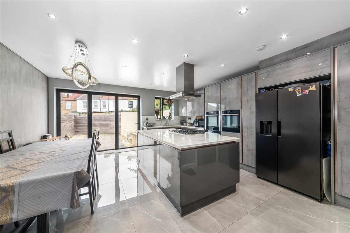 thosah add211618 img 00